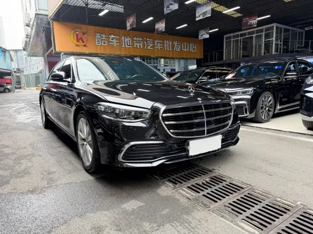 Mercedes-Benz S-Class — Фото автомобиля 3