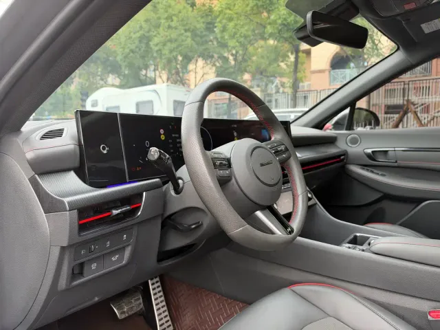 Hyundai Sonata — Фото автомобиля 12