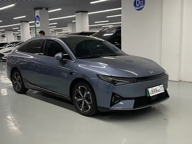 Xpeng P5 — Фото автомобиля 3