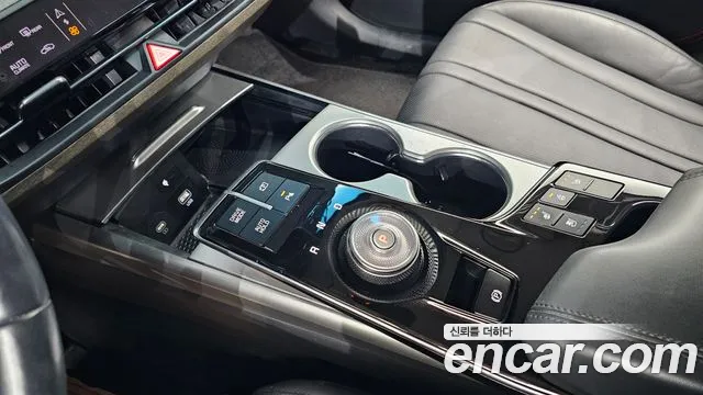 Kia K8 — Фото автомобиля 9