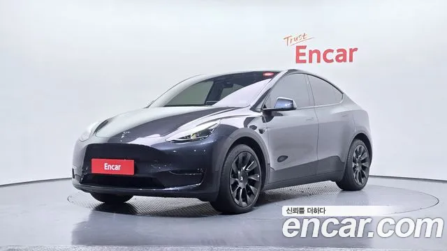 Фотография автомобиля — Tesla Model Y