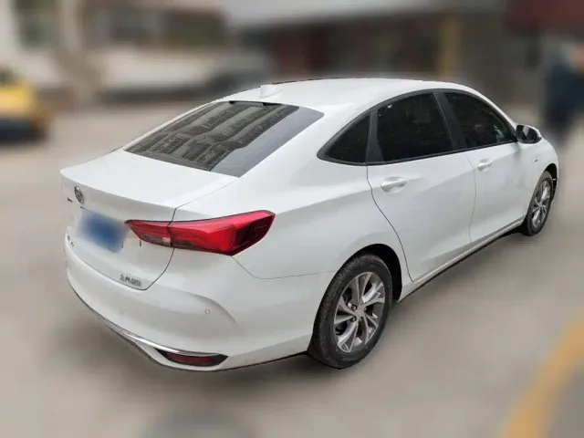 Buick Verano — Фото автомобиля 4