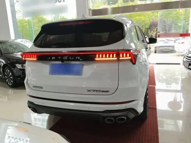 Jetour X70 Plus — Фото автомобиля 5