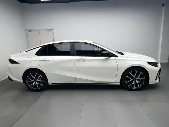 GAC Trumpchi Emkoo — Фото автомобиля 13