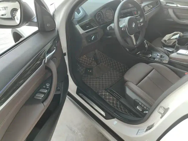 BMW X1 — Фото автомобиля 15