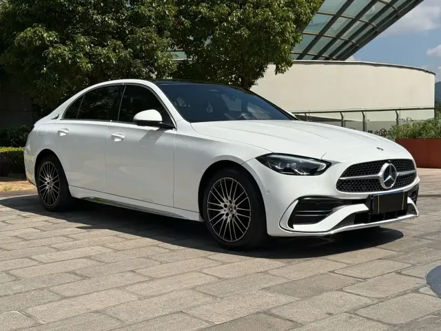 Mercedes-Benz C-Class — Фото автомобиля 3