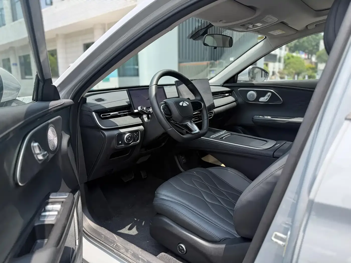 Chery Fengyun Fengyun A8L 2025 1.5TGDI 145km Standard Type — Фото автомобиля 10