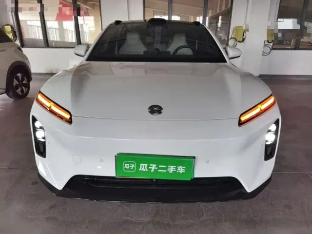Nio ET5 Touring — Фото автомобиля 2