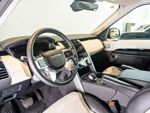 Land Rover Discovery — Фото автомобиля 6