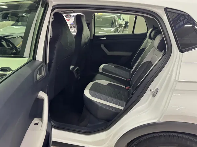 Volkswagen Tharu — Фото автомобиля 5