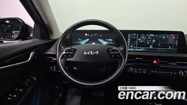 Kia EV6 — Фото автомобиля 12
