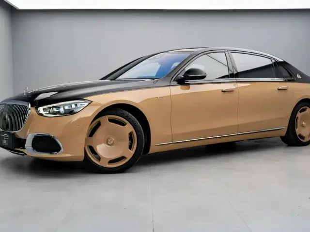 Фотография автомобиля — Mercedes-Benz Maybach S-Class