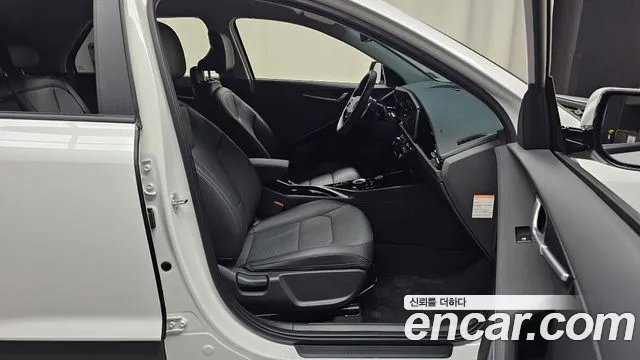 Kia Niro The All New — Фото автомобиля 16