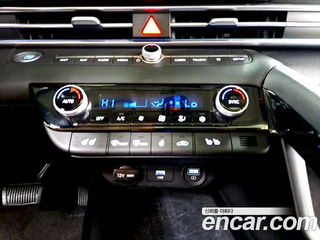 Hyundai Avante CN7 — Фото автомобиля 16