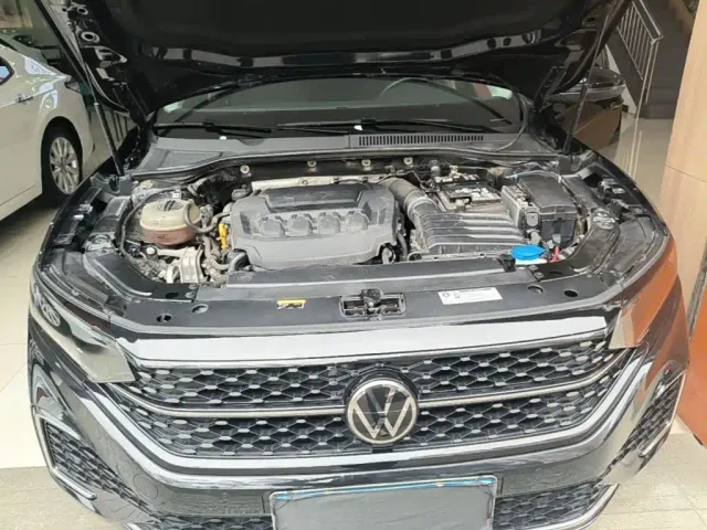 Volkswagen Passat — Фото автомобиля 19