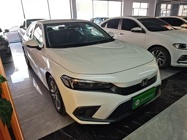 Honda Civic — Фото автомобиля 3