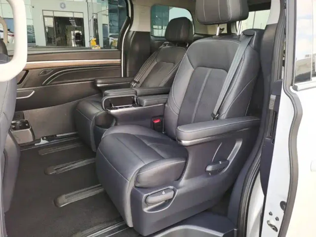 GAC Trumpchi M8 — Фото автомобиля 16