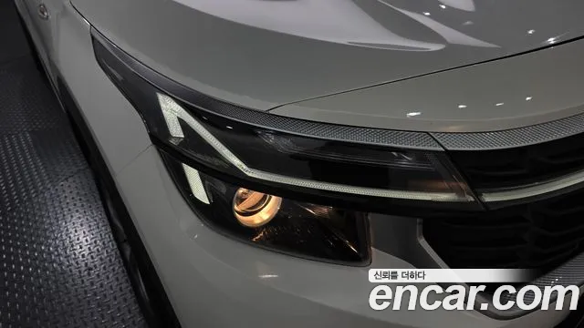 Kia Seltos New — Фото автомобиля 7