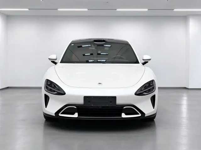 Xiaomi SU7 — Фото автомобиля 2