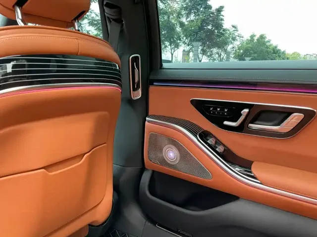 Mercedes-Benz S-Class — Фото автомобиля 15