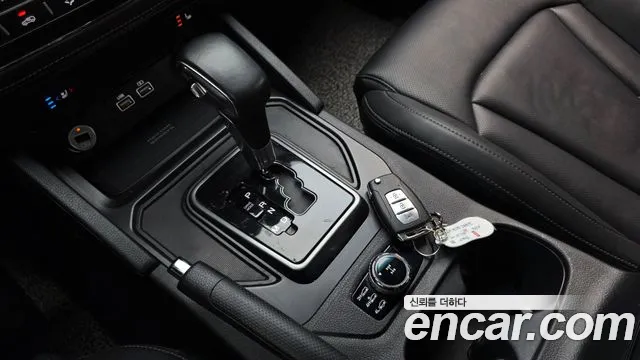 KG_Mobility_Ssangyong Rexton Новый Rexton Sport Khan Дизель 2.2 4WD — Фото автомобиля 9