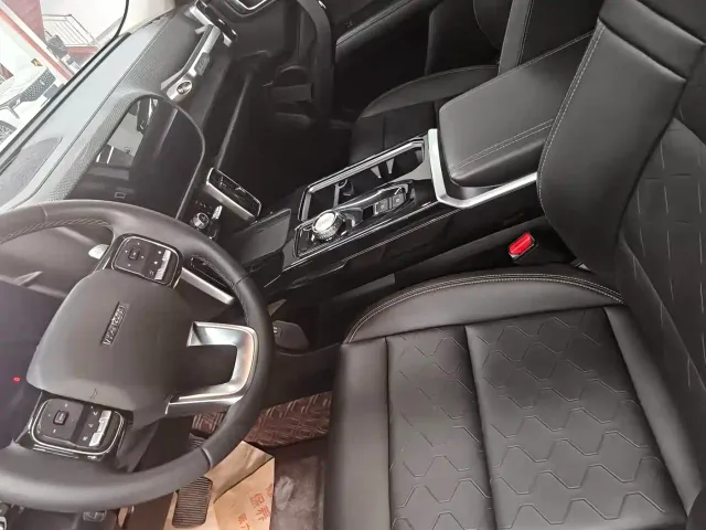 Haval Big Dog — Фото автомобиля 4