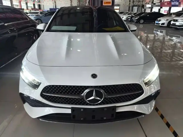 Mercedes-Benz A-Class — Фото автомобиля 2