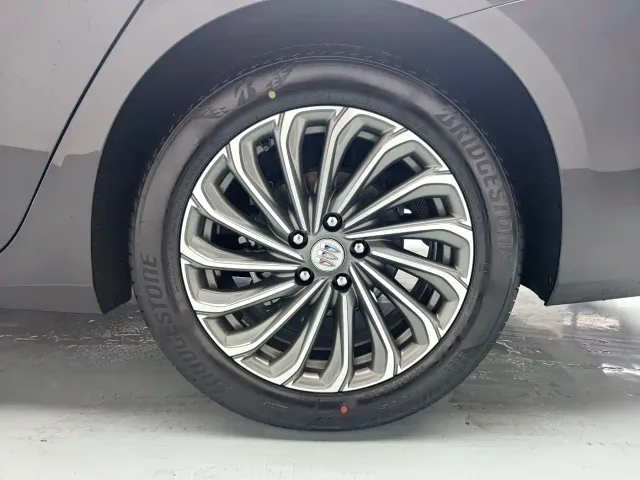 Buick LaCrosse — Фото автомобиля 8