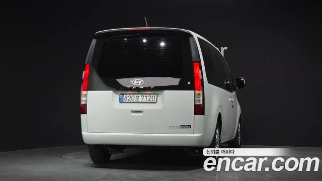 Hyundai Staria Staria Карго 5 мест — Фото автомобиля 4