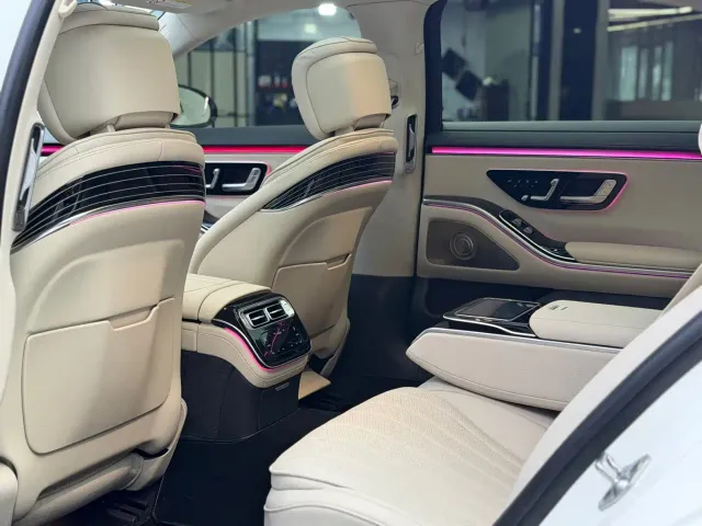 Mercedes-Benz S-Class — Фото автомобиля 8
