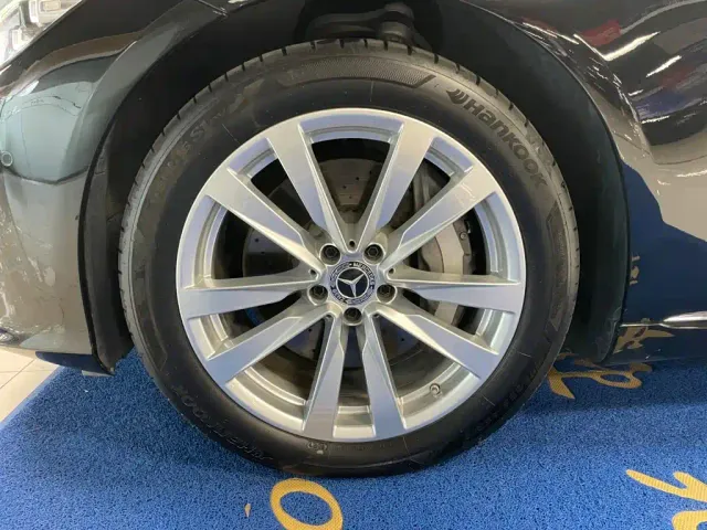 Mercedes-Benz S-Class — Фото автомобиля 21