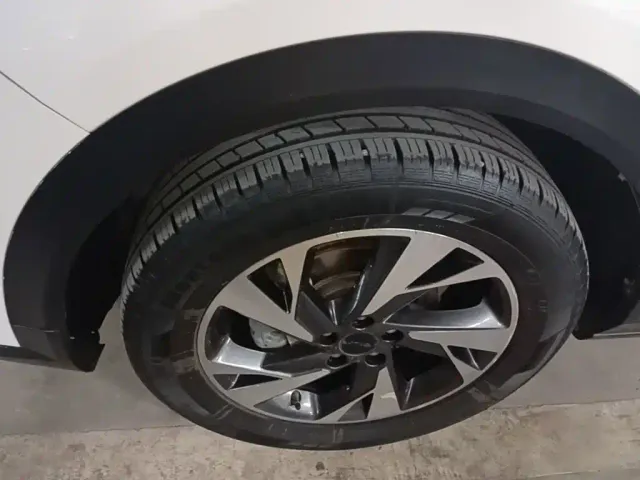 Dongfeng Fengshen AX7 — Фото автомобиля 22