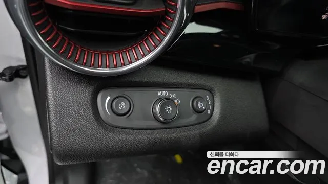 ChevroletGMDaewoo Trax Trax Кроссовер — Фото автомобиля 16