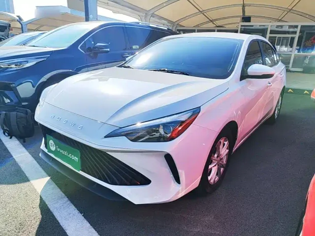 Фотография автомобиля — Roewe i5