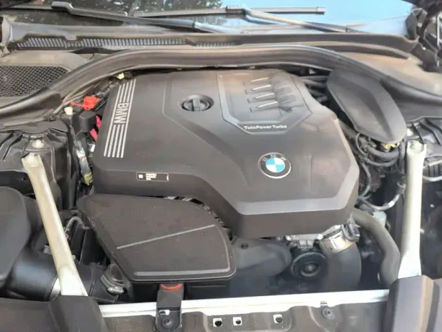 BMW 5 Series — Фото автомобиля 10