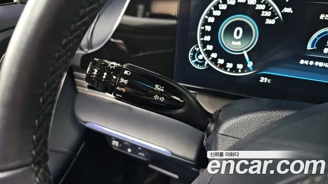Hyundai Grandeur New — Фото автомобиля 21