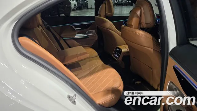 Mercedes-Benz E-Class W214 — Фото автомобиля 19
