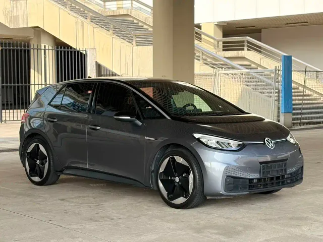 Volkswagen ID.3 — Фото автомобиля 3