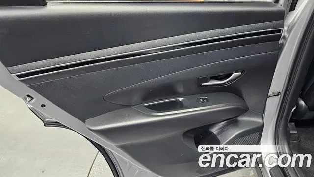 Hyundai Tucson Tucson (NX4) Дизель 2.0 2WD — Фото автомобиля 25