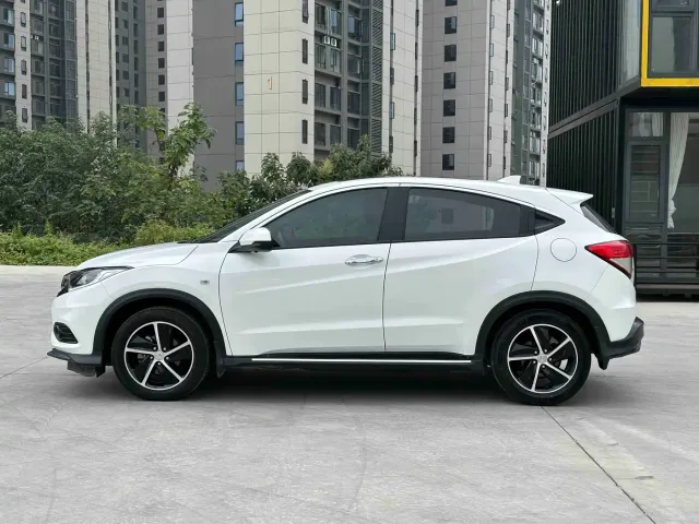 Honda Vezel — Фото автомобиля 7
