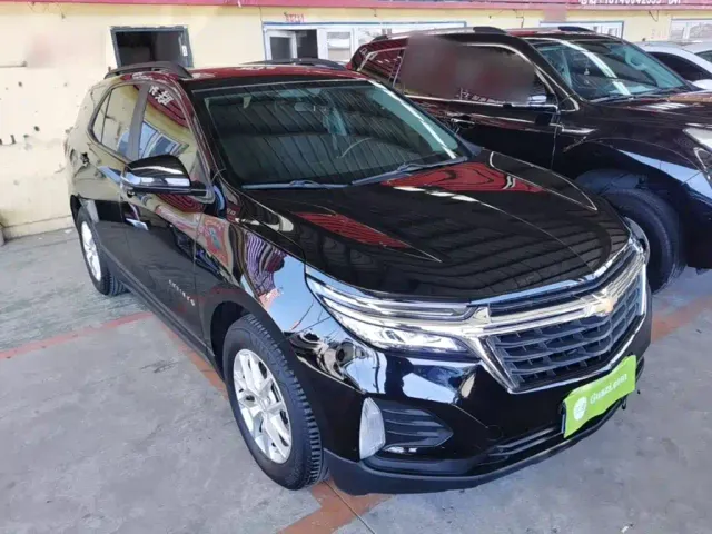 Chevrolet Equinox — Фото автомобиля 3