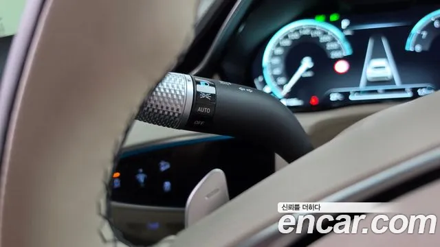 Genesis GV70 — Фото автомобиля 28