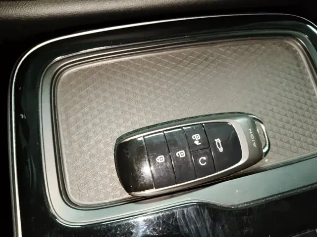 GAC Aion S Plus — Фото автомобиля 8