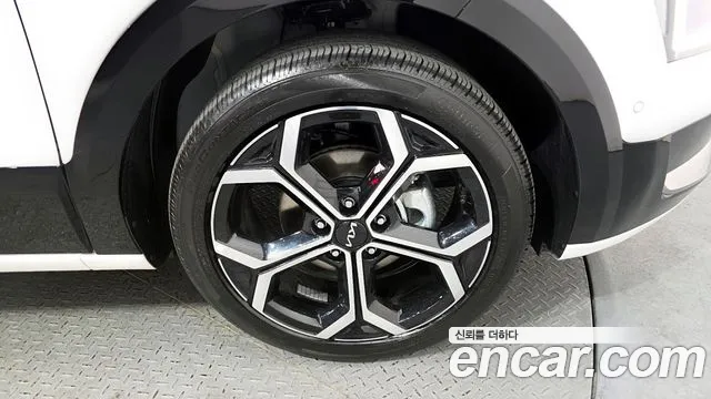 Kia Niro The All New Niro Signature — Фото автомобиля 5