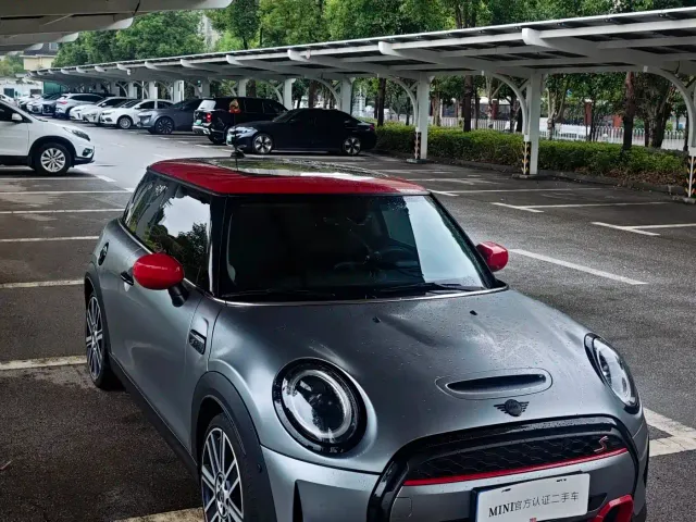 MINI Hatch — Фото автомобиля 14