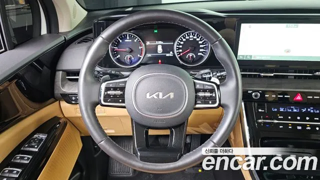 Kia Carnival Generation 4 — Фото автомобиля 13