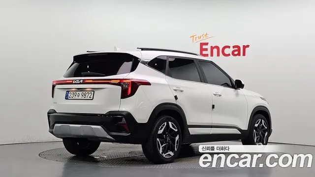 Kia Seltos — Фото автомобиля 2