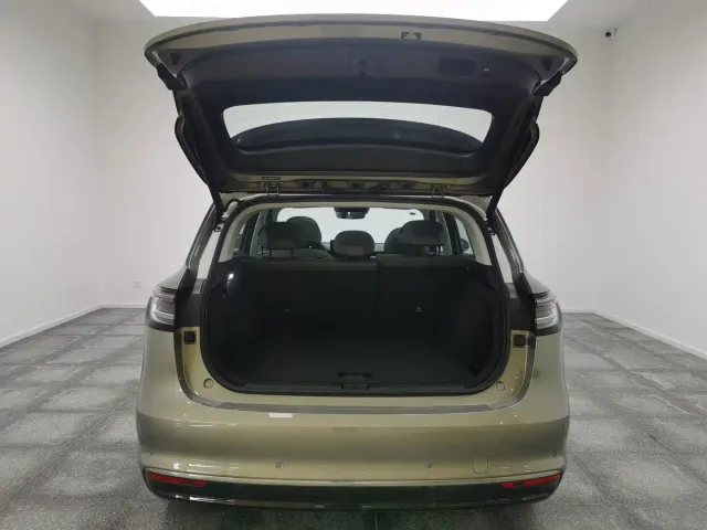 Shangjie SUV — Фото автомобиля 17