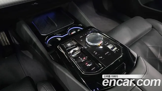 BMW 5-Series 5 серия (G60) 530i xDrive M Sport — Фото автомобиля 8