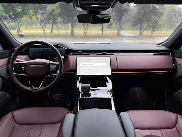 Land Rover Range Rover Sport 2025 400PS Dynamic SE — Фото автомобиля 5
